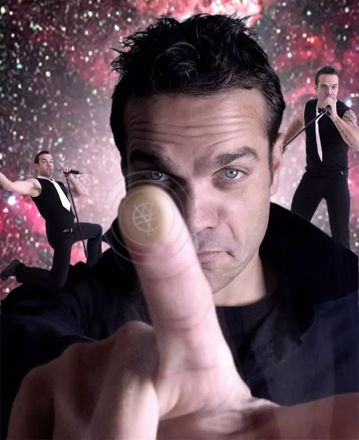 Robbie Williams imitator